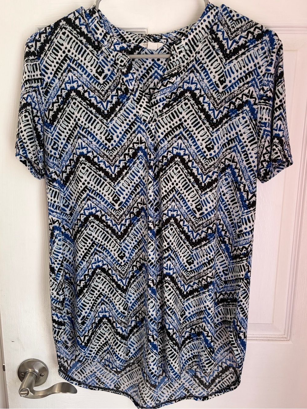 Blue & Black Chevron Print Short Sleeve Top